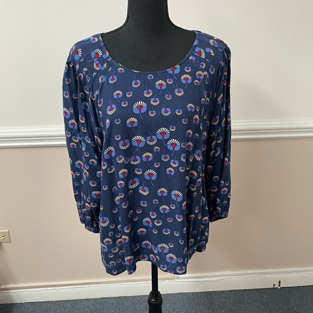Ana Navy Floral Blouse